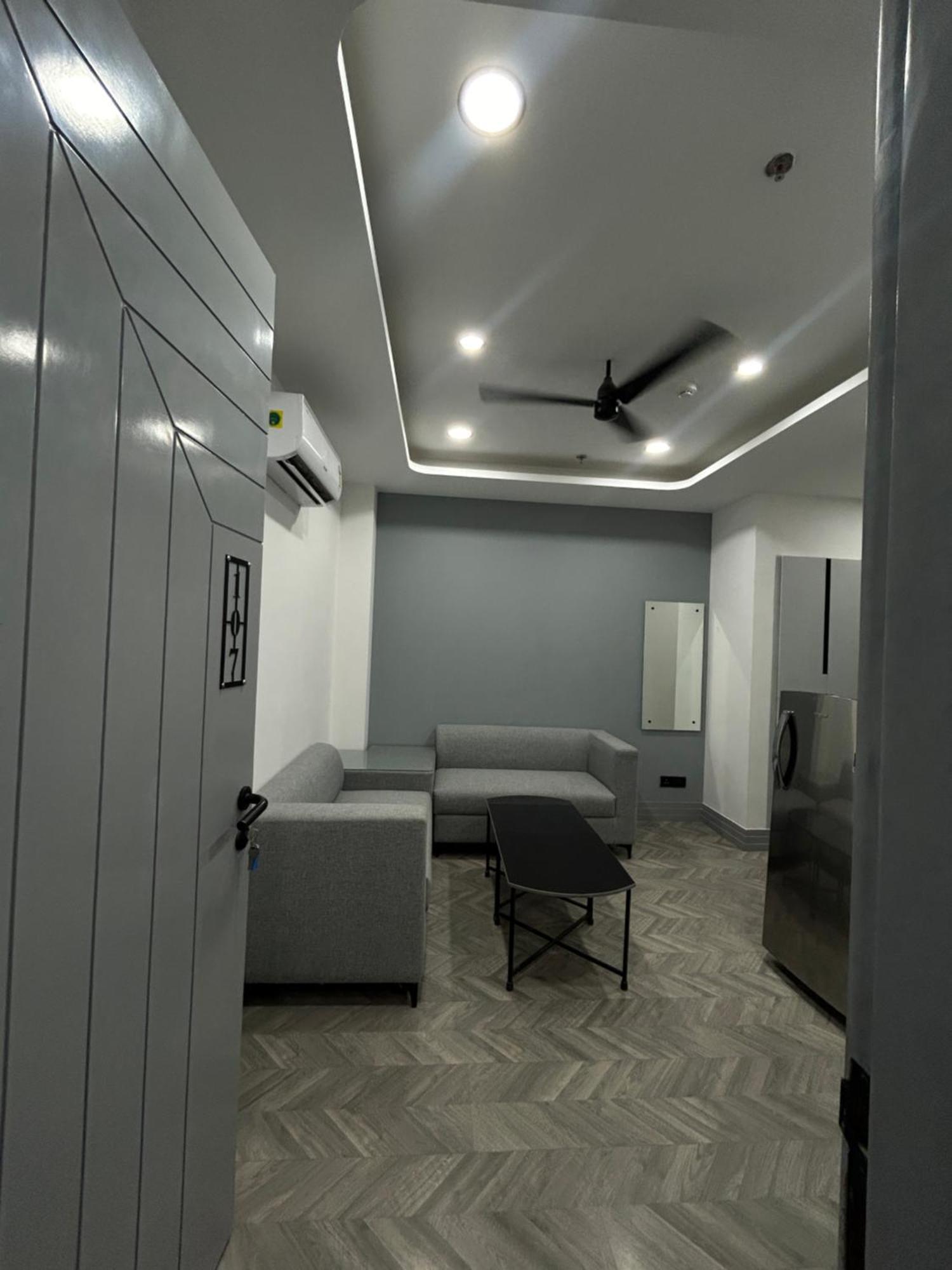 Bedchambers Serviced Apartment, Golf Course, Gurgaon Luaran gambar