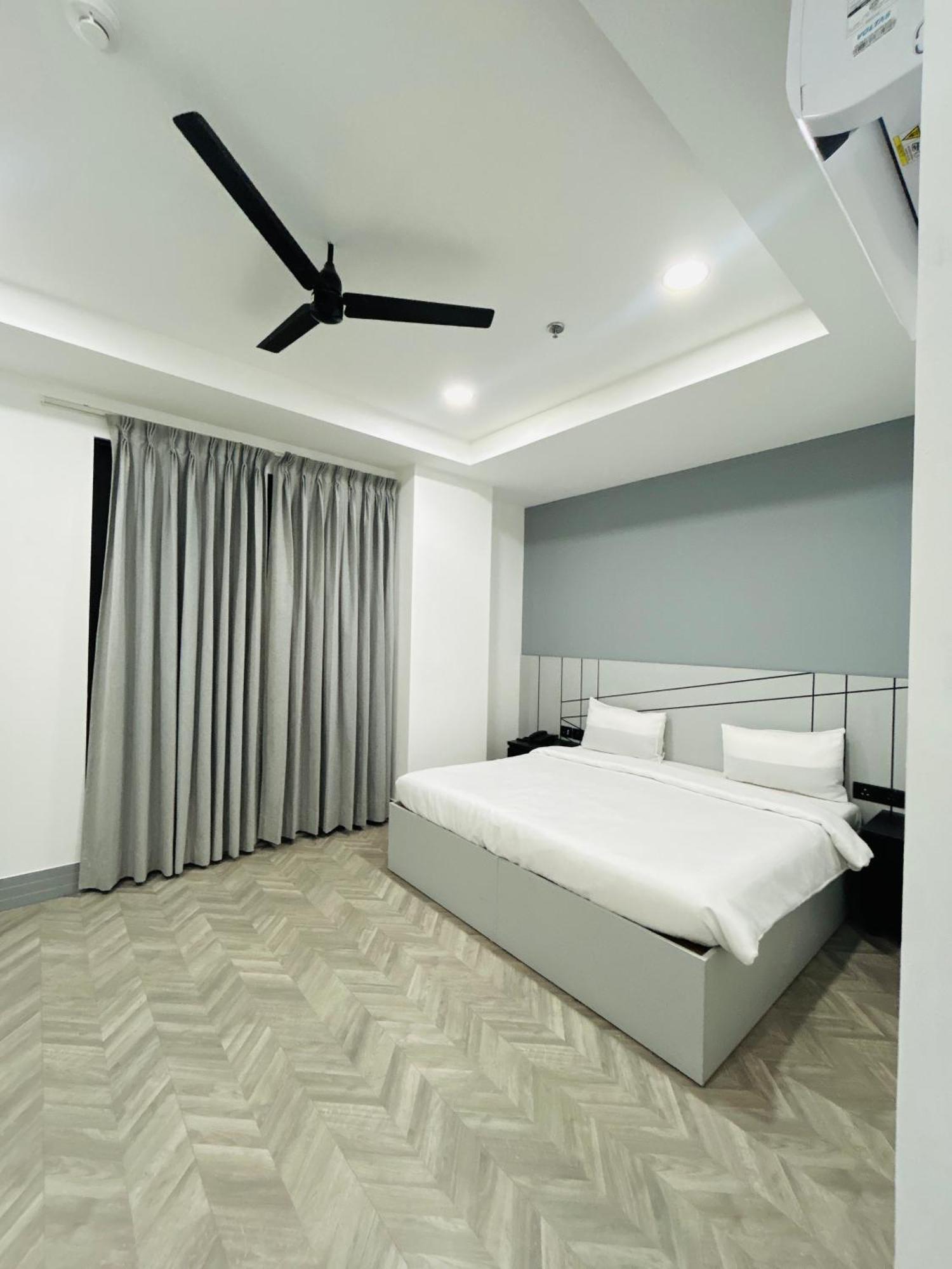 Bedchambers Serviced Apartment, Golf Course, Gurgaon Luaran gambar