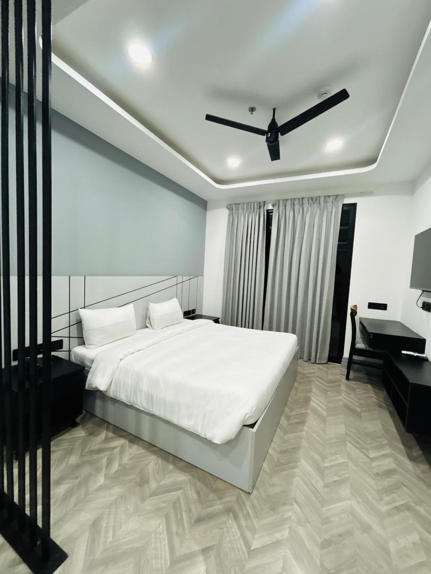 Bedchambers Serviced Apartment, Golf Course, Gurgaon Luaran gambar